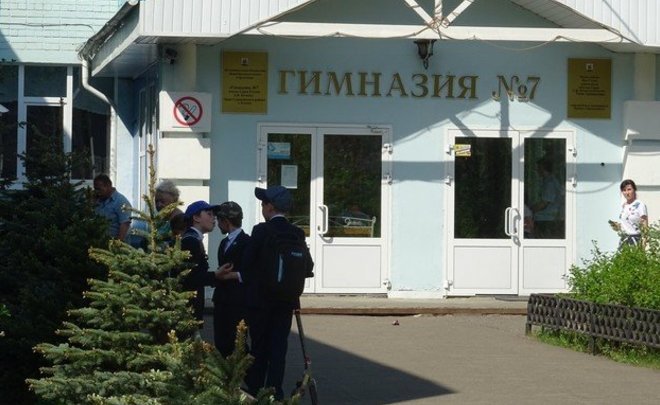 Директор казанской гимназии №7 рассказала, почему ученик пришел на урок с оружием