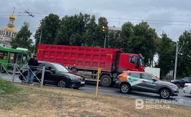 В Казани из-за ДТП на ул. Ершова встали троллейбусы