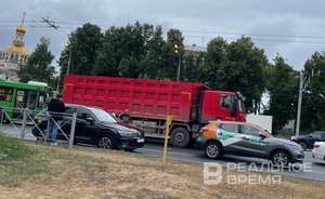 В Казани из-за ДТП на ул. Ершова встали троллейбусы