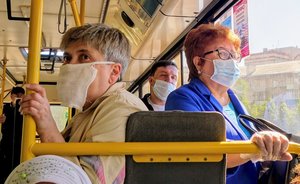 Главное о коронавирусе на 3 мая: потенциально опасные места на праздники, 9 млн вакцинировавшихся в России