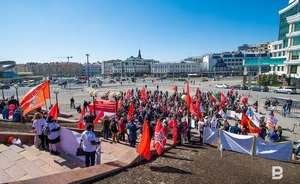 Российская трехсторонняя комиссия поддержала идею о «длинных» выходных в новогодние и майские праздники