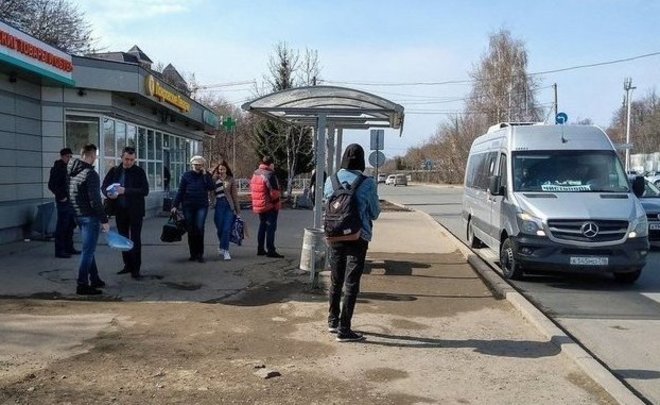 Жители комплекса «Малиновка» в Казани жалуются на отсутствие остановки — видео