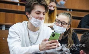 Депутаты предложили оставить использование мобильных телефонов в школах только в экстренных случаях