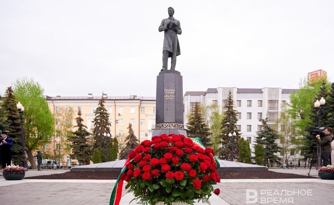 Премию Тукая присудили художнице Кумысниковой, поэту Сибгатуллину и архитектору Ханову