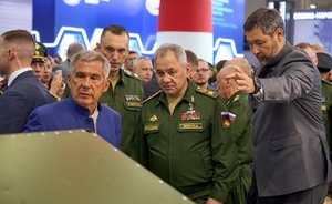 Итоги дня: старт форума «Армия-2023», ЦБ соберется по ключевой ставке, курсы доллара и евро выше 100 рублей