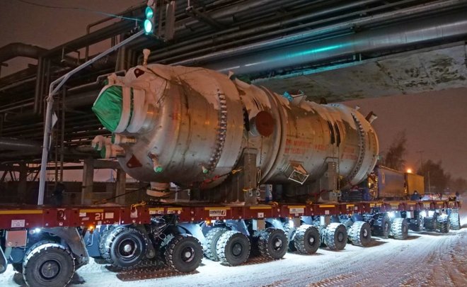 В Нижнекамск на производство гексена прибыла партия крупнотоннажного оборудования