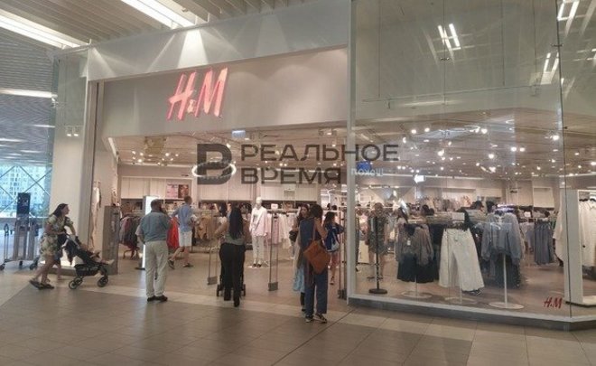 Магазин H&M в казанском ТЦ «Мега» перестал пускать посетителей за 2 часа до закрытия