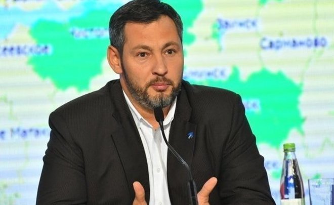 Коробченко представил в ЦИК РТ документы для регистрации на выборах президента республики