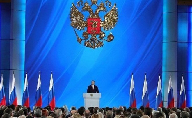Песков рассказал, когда планируется обращение Путина к Федеральному собранию