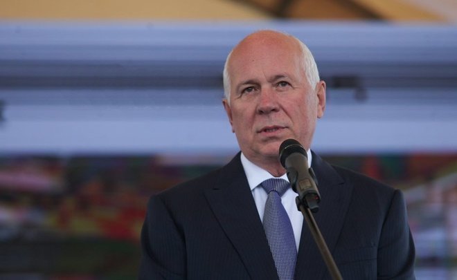 Сергей Чемезов поздравил «КАМАЗ-мастер» на премьере телесериала о гонщиках