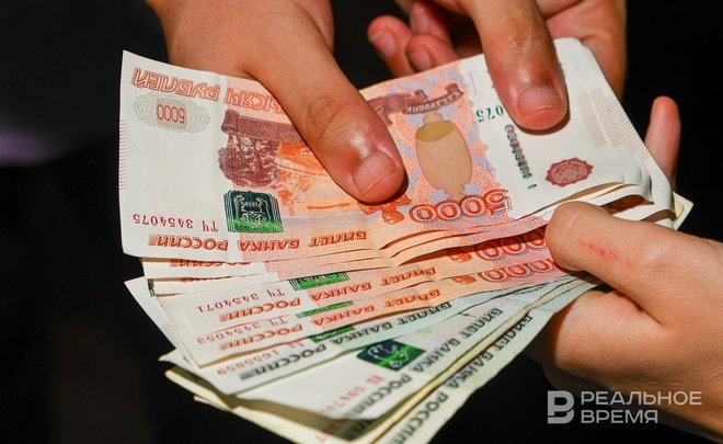 В Татарстане в конце весны среднемесячная зарплата выросла до 62,8 тысячи рублей
