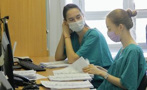 Правительство направит 18 млрд рублей на привлечение в регионы медспециалистов